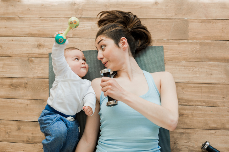 Тренировки после родов: 5 упражнений, которые помогут молодой маме прийти в форму