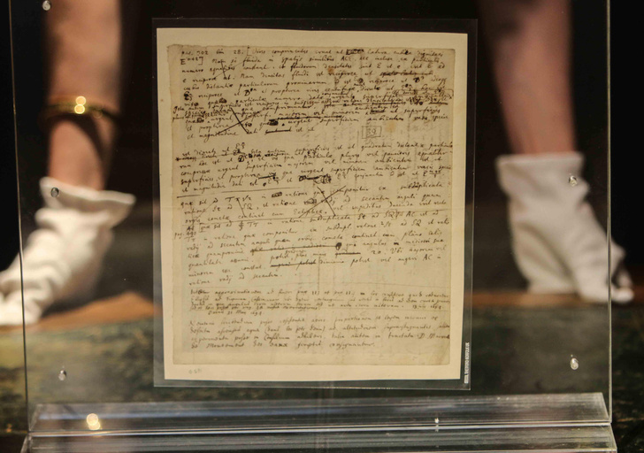 Рукопись Ньютона ушла с молотка более чем за 2 миллиона долларов