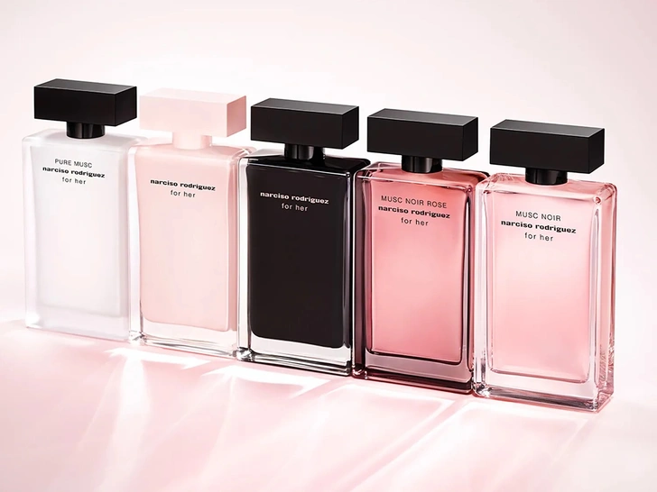 Аромат дня: for her MUSC NOIR ROSE от Narciso Rodriguez