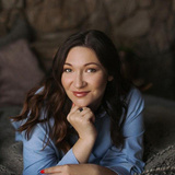 Анна Аронштам