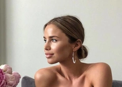 «В каком месте мне 39? Угомонитесь!»: Алекса ответила на критику возраста и худобы