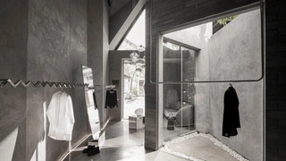 Бутик из бетона и стекла во Вьетнаме