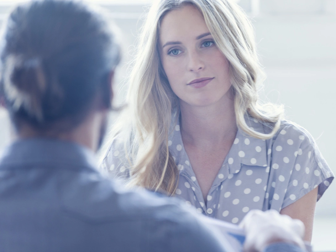 Распознать и обезвредить: как общаться с патологическими лжецами | marieclaire.ru