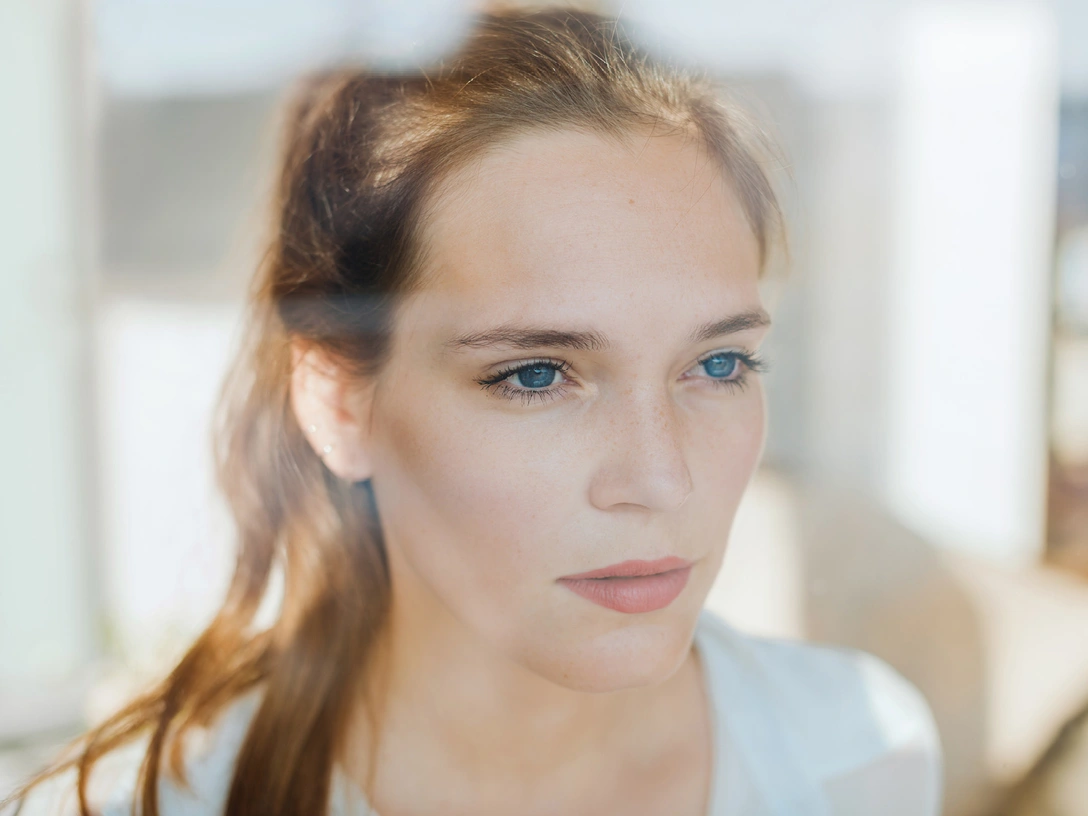 8 признаков того, что вы инфантильны (и 10 того, что вы — зрелый человек) | marieclaire.ru