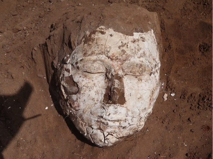 Посмотреть в лицо смерти: в Хакасии нашли погребальные маски возрастом 2 тысячи лет