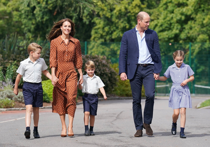 Снова «Запасной»: почему принц Гарри боится за будущее детей Кейт и Уильяма