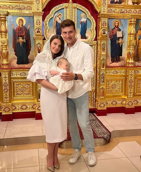 Александр Энберт крестил дочь Кристабель
