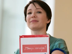 Чулпан Хаматова бросила страну, но не детей — как сегодня выживает ее фонд