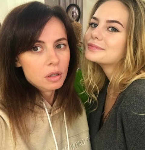 Оксана Лаврентьева с дочерью Алиной