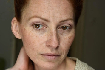 «Мужчина меня обманул, и я с тремя детьми осталась одна в чужой стране»