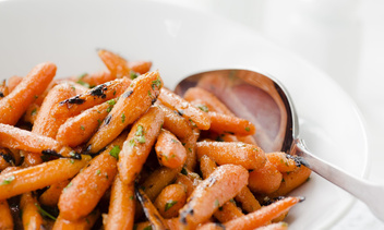 Морковь в глазури — как приготовить за 15 минут