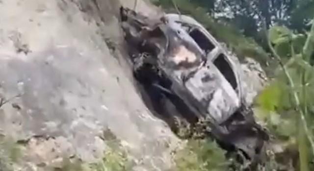 Три сестры сгорели заживо в одной машине в Кабардино-Балкарии: они предупреждали о смерти родных | STARHIT