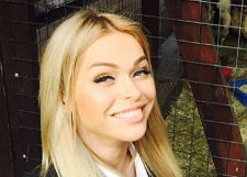 Анна Хилькевич впервые взяла на руки новорожденную дочь