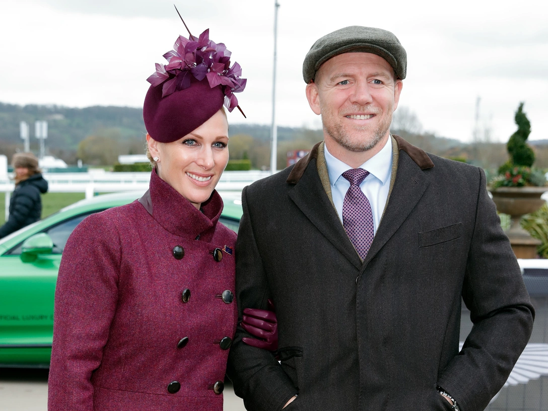 Зара и Майк Тиндолл на скачках в Челтенхеме, 13 марта 2019 | marieclaire.ru