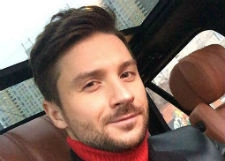 Сергей Лазарев борется с лишним весом после праздников