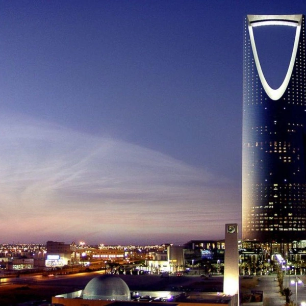 Источник: Kingdom Tower в Эр-Рияде