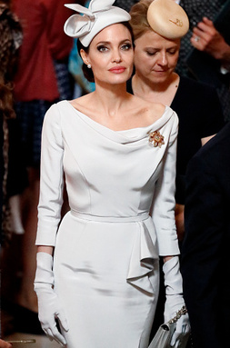 Анджелина Джоли