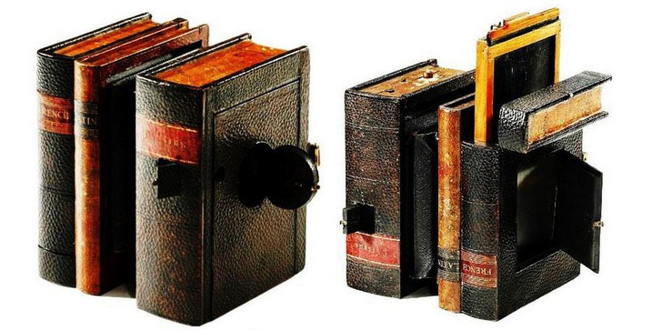 Кокетство конспирации: посмотрите, что умудрялись прятать в книгах 500 лет назад