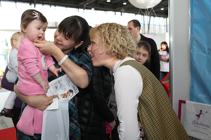 Журнал «Счастливые родители» на WAN Expo 2015 (осень)