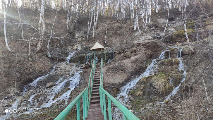 Водопад терпения: рядом с известной достопримечательностью в Башкирии украли туалет