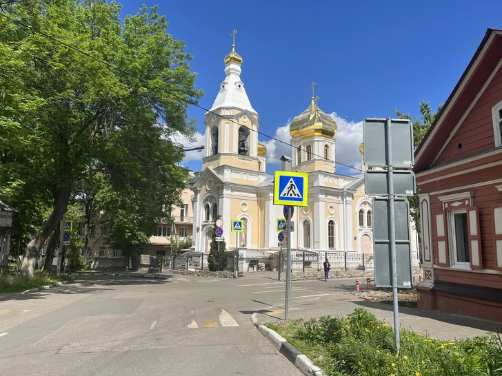 Закаты, крокодил и коммунальный быт: 8 лучших мест для прогулок по Нижнему Новгороду