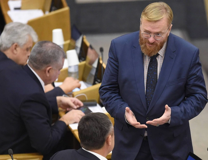 Виталий Милонов сказал, что Собчак скитается по разным городам и странам