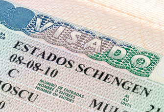 Миссия выполнима? Как россиянам получить шенгенскую визу в 2023 году: советы юриста