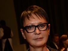 Ирина Хакамада: «Помогала мужу пережить суицид жены, состоявшей на учете в психушке»