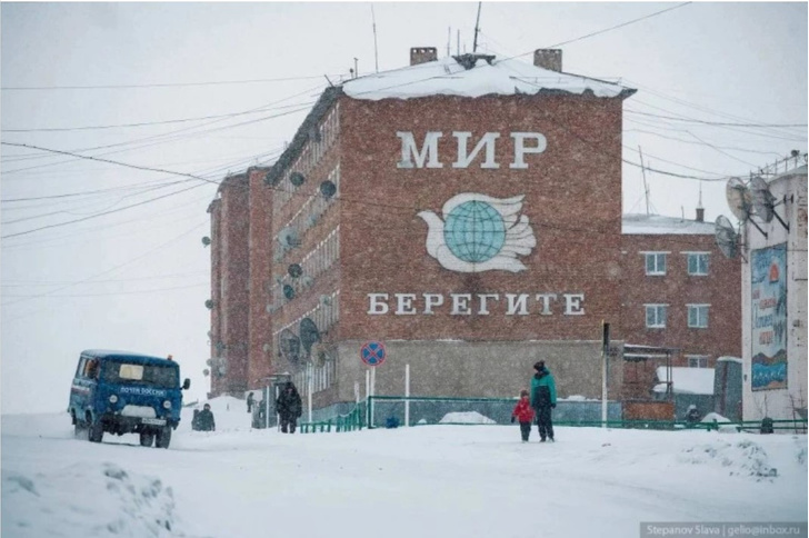 В краю мамонтов и алмазов: как живут люди в одном из самых северных поселений России