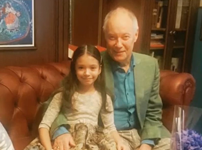 «Она сирота при живом деде»: Владимир Конкин назвал опекуна внучки