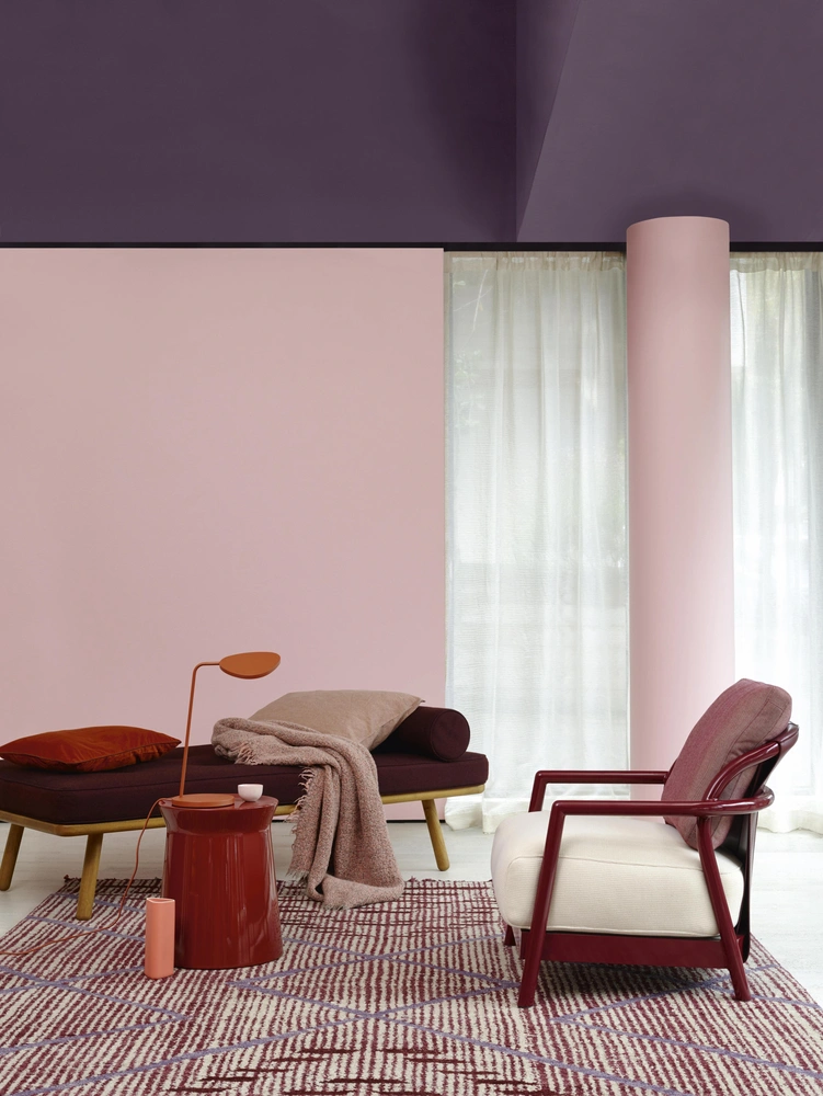 Оттенок Pigment №472 и оттенок Personal Touch №429, палитра Crafted, Elle Decoration by Crown. | mcmaison.ru