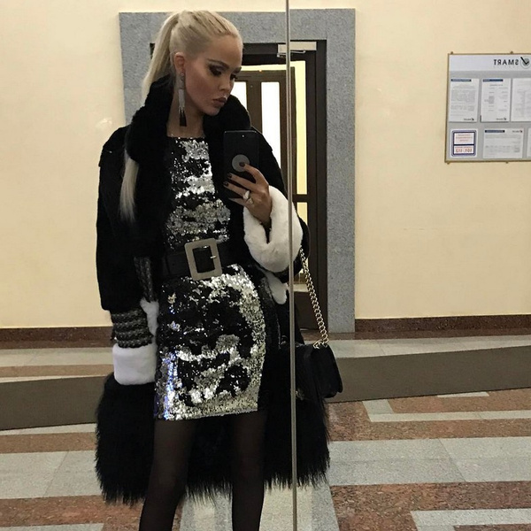 Не в моде: антитренды, которые обожают российские звезды