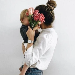 Может ли одинокая женщина усыновить ребенка?