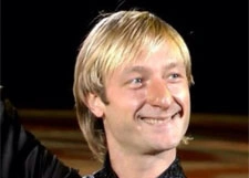 Евгений Плющенко одержал первую победу после тяжелой операции