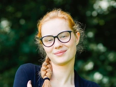 Дочери звезды фильма «Любовь и голуби» потребовалась помощь медиков на съемках «Разбитого зеркала»