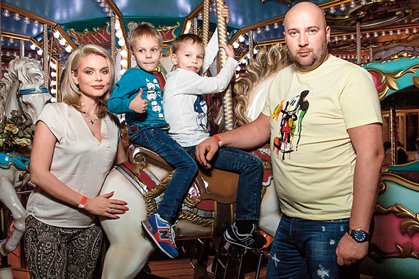 Воспитывать сыновей певице помогает новый муж – бизнесмен Алексей Сорокин