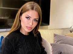 Виктория Боня вернулась в Лондон и объяснила поклонникам, почему исчезла из Инстаграма (запрещенная в России экстремистская организация)