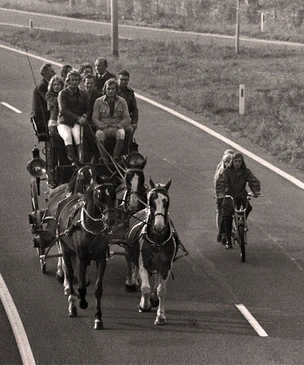 История одной фотографии: Европа на лошадях во время нефтяного эмбарго, 1973