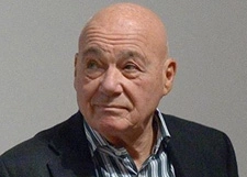 Владимир Познер раскаивается в том, что дал пощечину дочери