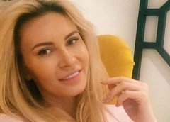 Элина Камирен распродает собственные вещи