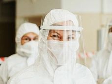 Новый антирекорд. Число заболевших ковидом за сутки превысило 100 тысяч человек