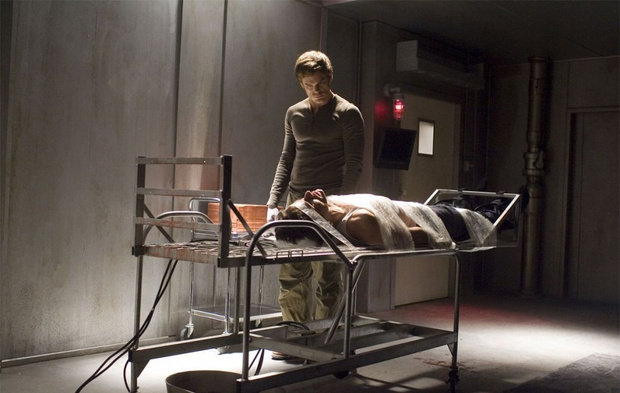 ФотоКадр из сериала «Декстер», 2006-… гг. ФотоКадр из сериала «Декстер», 2006-… гг.