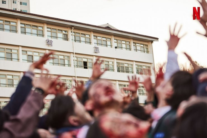 Зомби-школа: почему тебе точно понравится дорама «Мы все мертвы» от Netflix