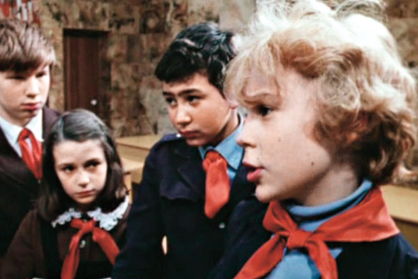 Впервые на экранах Оксана Фандера появилась в роли школьницы в телефильме «Приключения Электроника», 1980 год