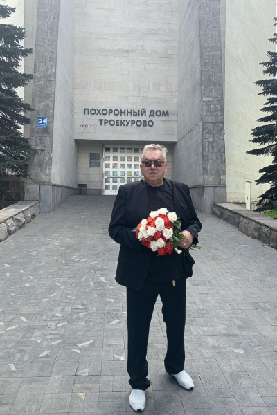 Стас Садальский пришел на похороны Сергея Доренко, но их отменили