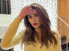 «Моя жизнь — не цирк»: дочь Заворотнюк обидели врачи, спросив о матери