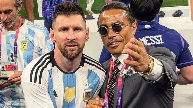 Повар-мем Salt Bae выбежал на финале ЧМ-2022 и поцеловал кубок. FIFA привлечет его к ответственности