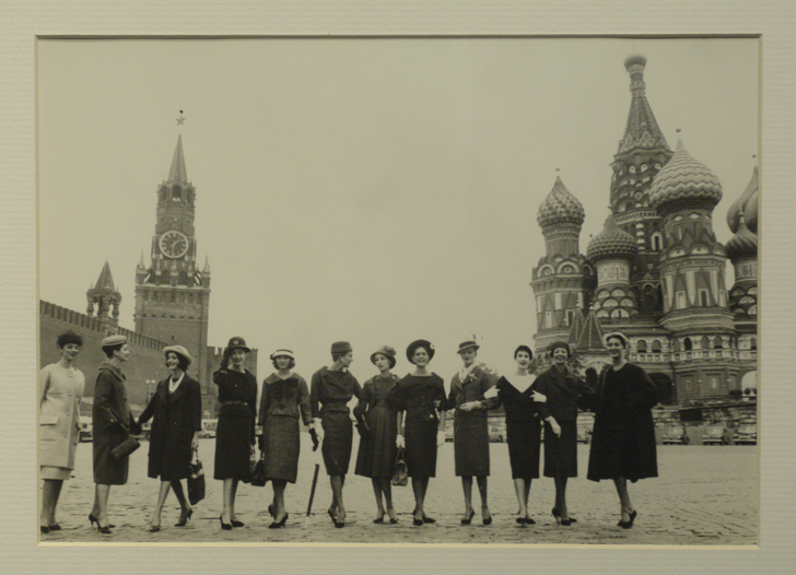 120 чемоданов с одеждой и 500 литров духов: как прошел первый в СССР модный показ