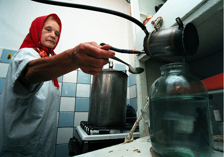 В Комсомольске-на-Амуре взорвался самогонный аппарат. Как варить самогон правильно и без рисков
