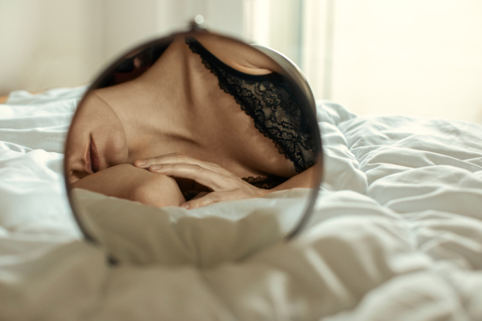 Как понять, что женщине нужно срочно заняться сексом: 6 явных симптомов